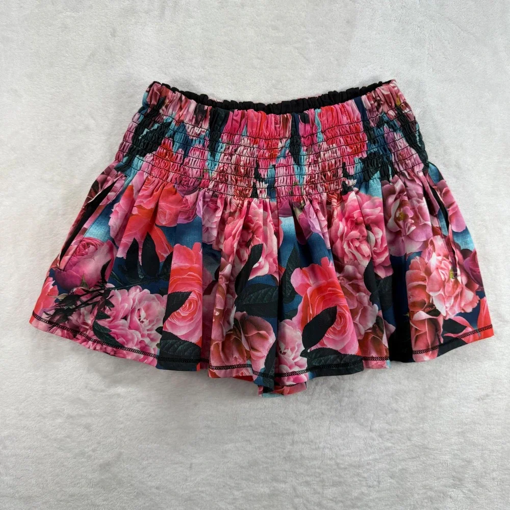 Lululemon Hot Hitter Skort Secret Garden Hot Pink Roses‎ Floral Smocked Waist 2
